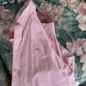 Men’s vineyard vines button up new